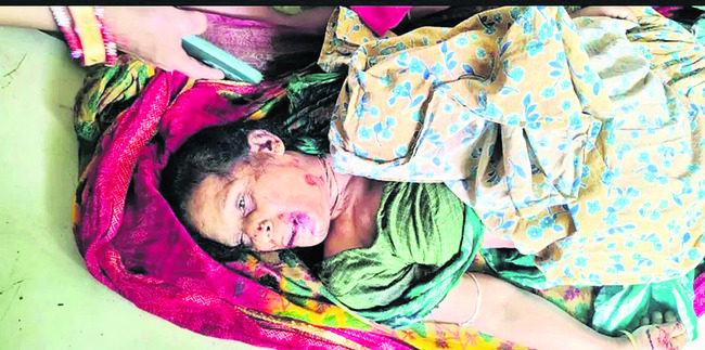 ఘోర రోడ్డు ప్రమాదం: నలుగురు మృతి1