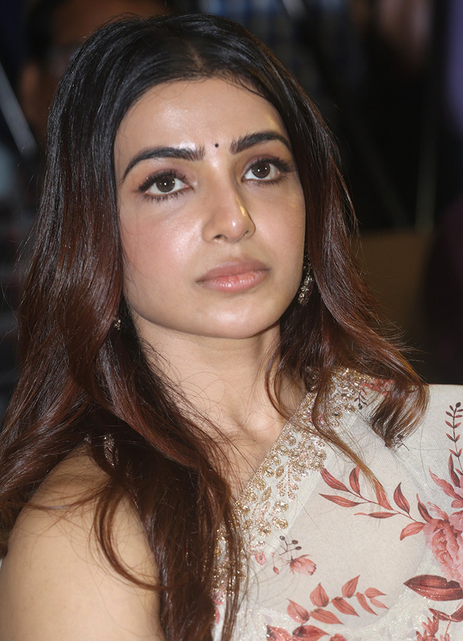 Actress Samantha Emotional In Subham Movie Success Meet19