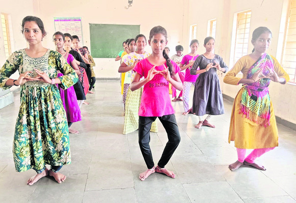విజ్ఞానం.. వినోదం.. వికాసం 1