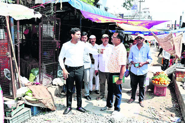 జమలాపురం ఆలయంలో ప్రత్యేక పూజలు
1
