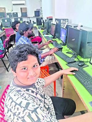సెలవుల్లో.. కంప్యూటర్ శిక్షణ3