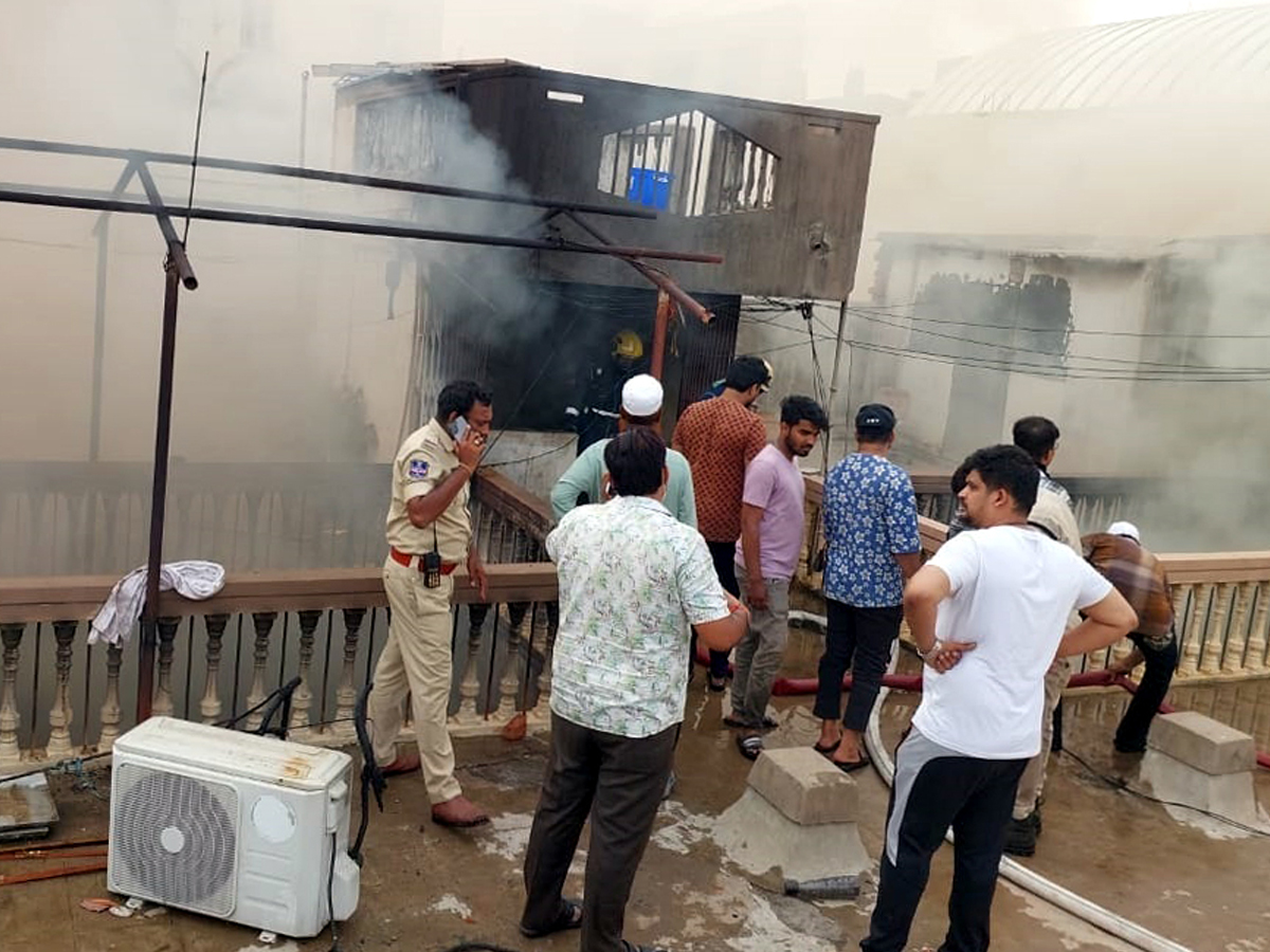 massive fire at building near hyderabads iconic charminar2