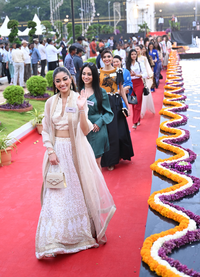 Miss World 2025: Beauty queens visited the Telangana Secretariat on Sunday May 18.15