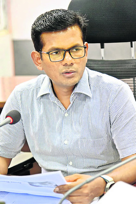 మత్స్యగెడ్డ నుంచి భారీగా ఇసుక తరలిపోతోంది. రేయింబవళ్లు 1
