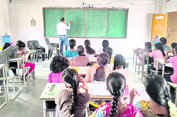 వేసవి శిక్షణ శిబిరాలతో విద్యార్థులకు మేలు1