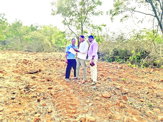 ● 194.వెంకటాపురం, ఎగువమాసాపల్లిలో భూకుంభకోణం ● 40 ఎకరా1