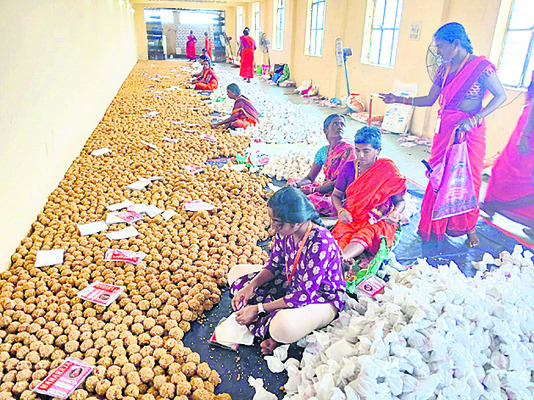 హనుమాన్ పెద్ద జయంతికి ఏర్పాట్లు1