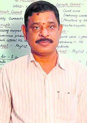 అంతరిక్షం గురించి తెలుసుకుంటా
2