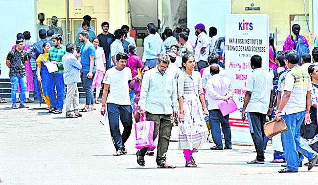 దాడుల్లో బట్టబయలు 3