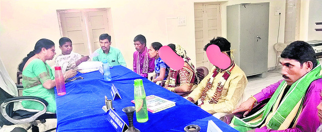 బాల్య వివాహం అడ్డగింత
1