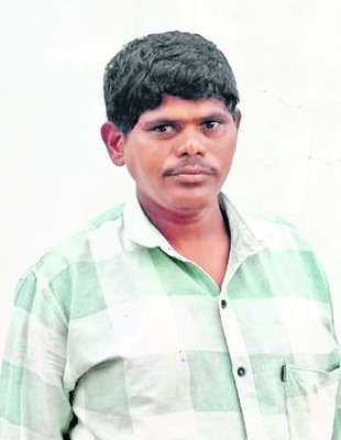 గట్టెక్కించారు.. 1