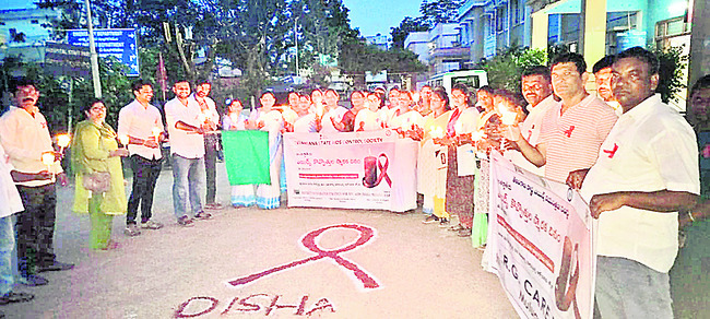 హెచ్ఐవీ బాధితులకు అండగా ఉందాం1
