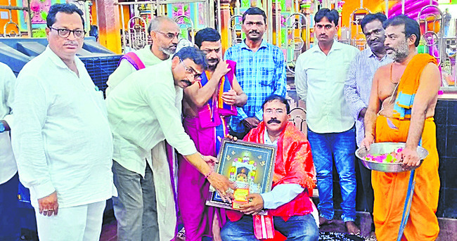 నేడు ప్రాధాన్యత క్రమంలో ఉపాధ్యాయులు హాజరు కావాలి 2