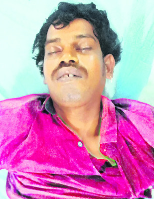 వైఎస్సార్సీపీ నేతపై దాడి 1