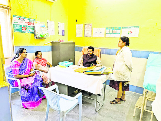 ప్రభుత్వాస్పత్రుల్లో కాన్పులు జరిగేలా చూడాలి1