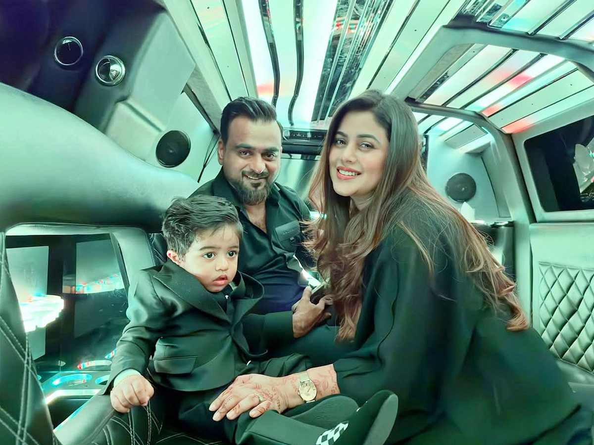 Actress Poorna shares Her son Birthday celebrations Photos3