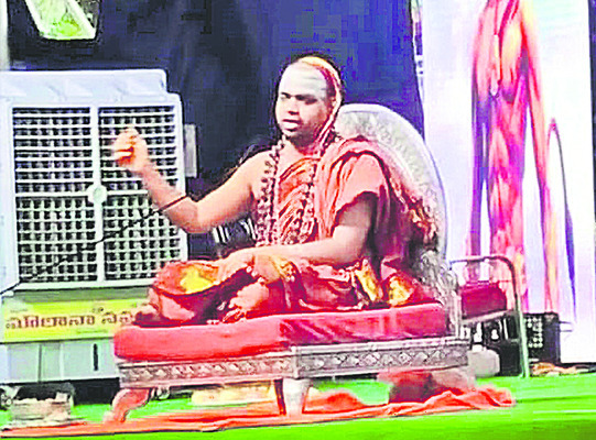 జై శ్రీరామ్ నామస్మరణతో మార్మోగిన శింగరకొండ 2