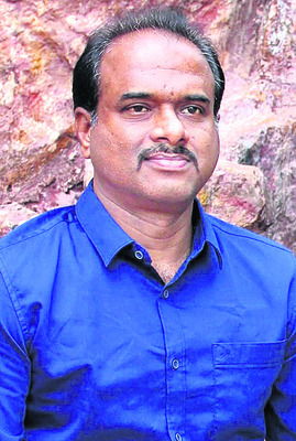 సబ్సిడీ పెంచి.. ధర తగ్గించాలి
1