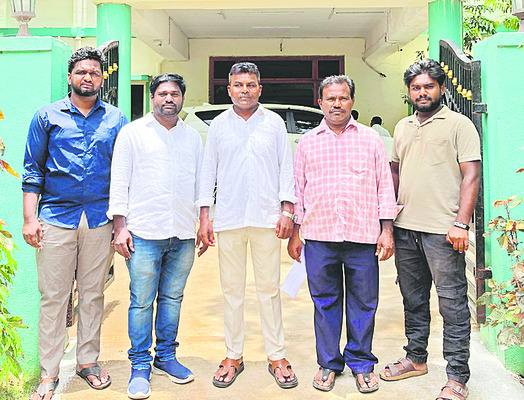 అర్జీల పరిష్కారంపై ప్రత్యేక శ్రద్ధ 2