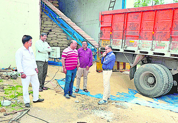 ప్రతీ కుటుంబానికి సంక్షేమ పథకాలు
3