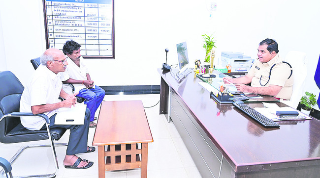 పొగాకు గిట్టుబాటు ధర కోసం 22న ధర్నా 
1