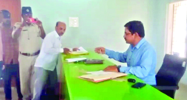 రామగిరి ఎంపీపీ ఎన్నిక మరోసారి వాయిదా 1
