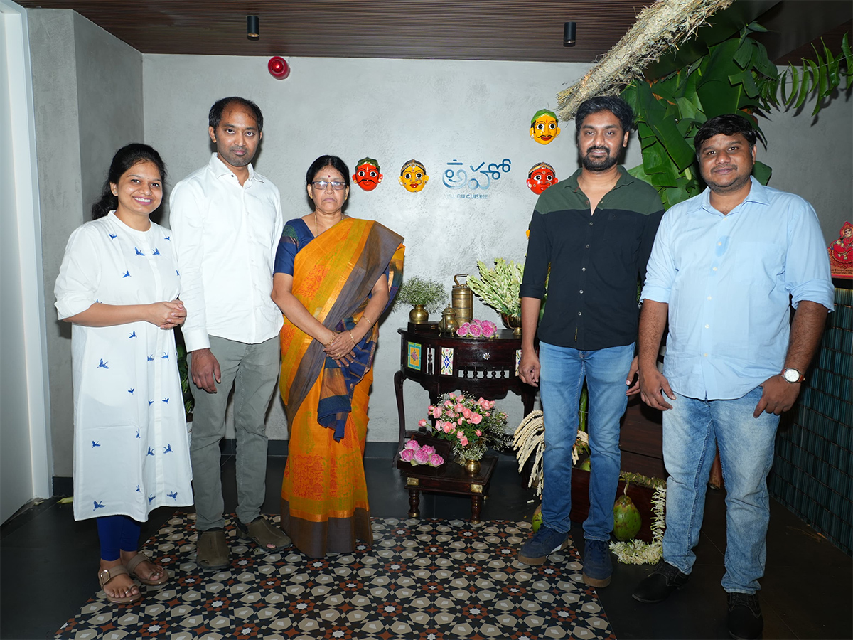 Padma Shri Brahmanandam Inaugurated Hotel Ahoo Telugu Cuisine8