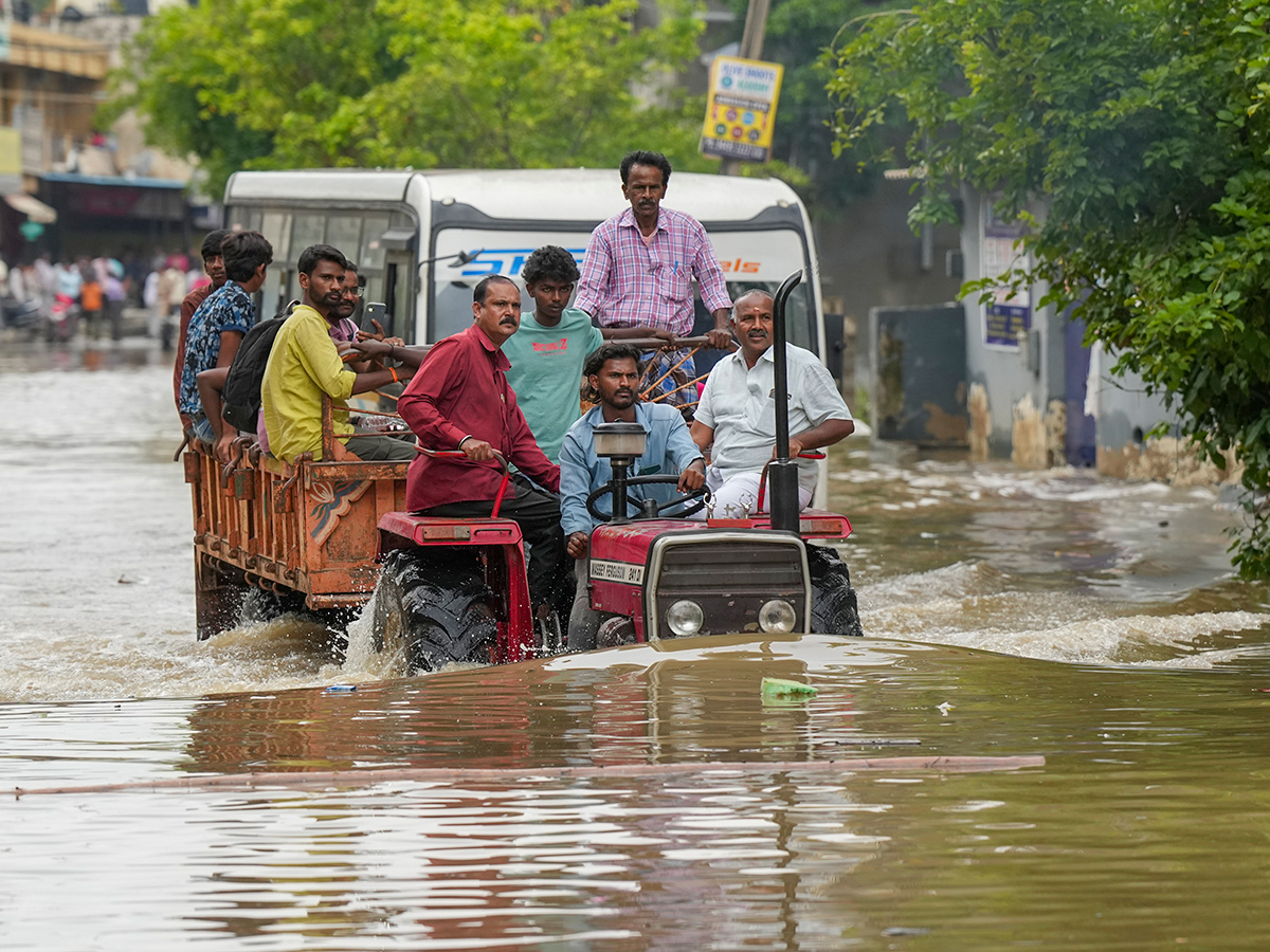 heavy rainfall in Bengaluru photos14