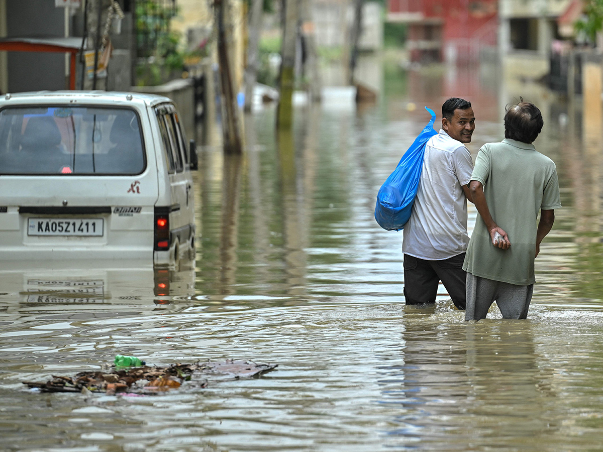 heavy rainfall in Bengaluru photos4