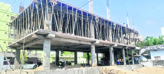 నిర్మాణరంగంలో కుదుపులు1