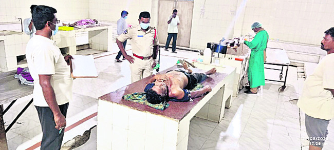 కండల ప్రదర్శనలో కుర్రకారు జోరు 4