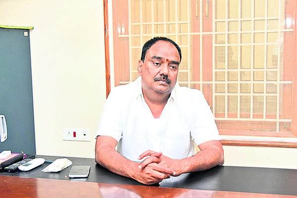 ● నల్లబెల్లం పేరిట అన్నదాతల అరెస్టులు ● సారా తయారీకి బె4