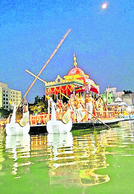 ముగిసిన వెలుపలి చందన యాత్ర2