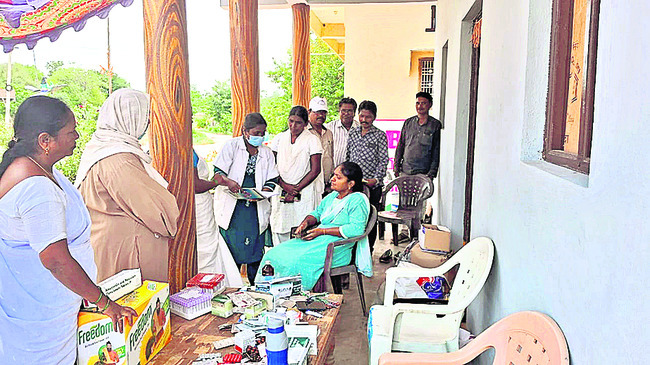 నిధులు మంజూరు  చేయాలని వినతి1