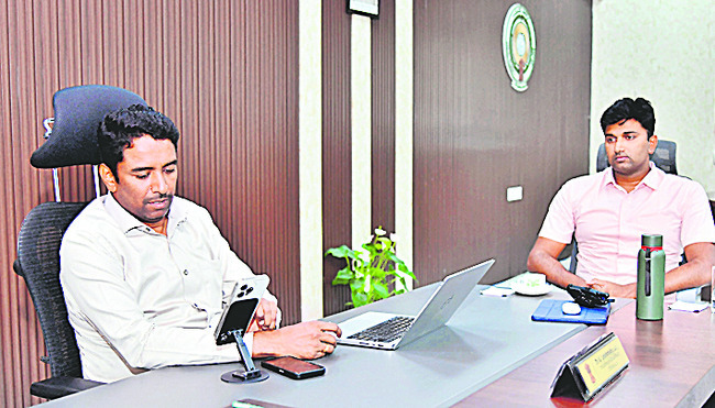 యోగాపై అవగాహన పెంచాలి
1