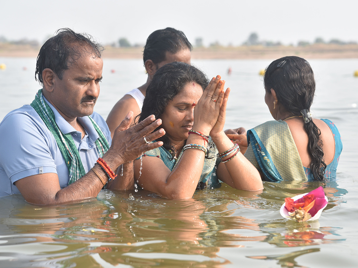 Kaleshwaram Saraswati River Pushkaralu 2025 Photos13