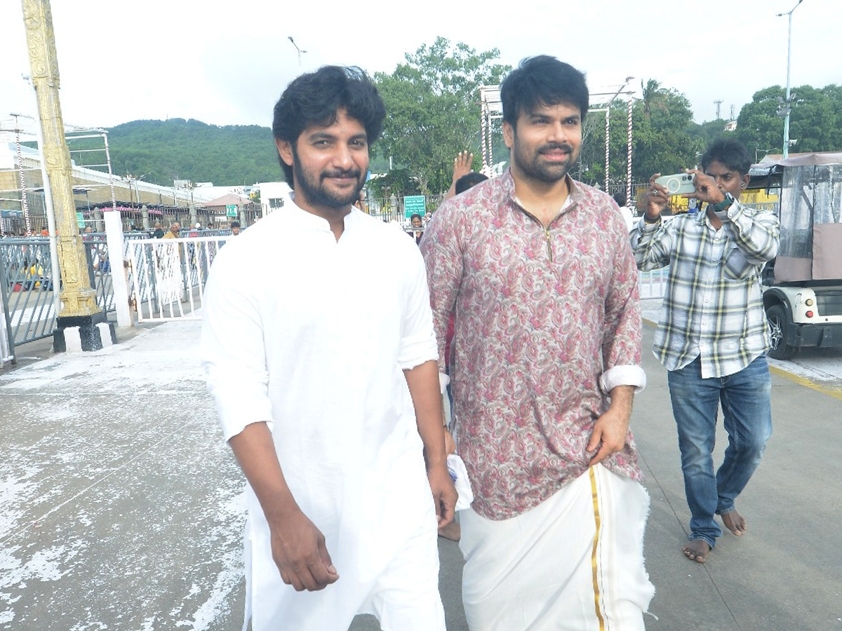 Thaman, Aadi Sai Kumar, Ashwin Babu Visits Tirumala Photos8