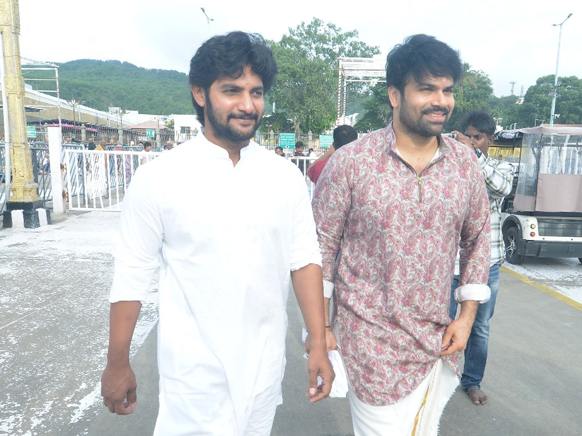Thaman, Aadi Sai Kumar, Ashwin Babu Visits Tirumala Photos9