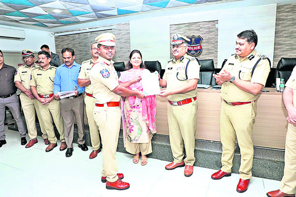 సిటిజన్ ఫీడ్ బ్యాక్లో ‘రామగుండం’ ప్రతిభ1