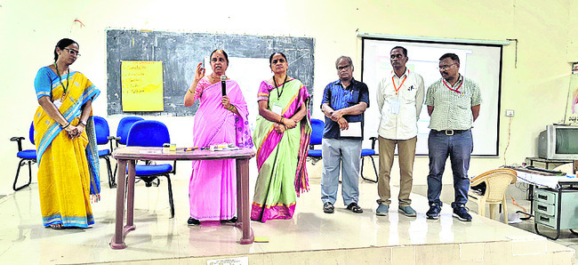 మురుగునీటి కాలువలు శుభ్రం 2