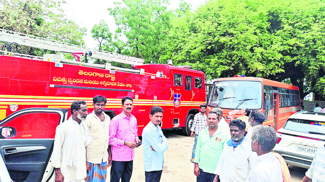 హడలెత్తిస్తున్న మొసళ్లు 1