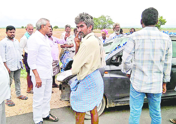 మృత్యువులోనూ వీడని స్నేహం1