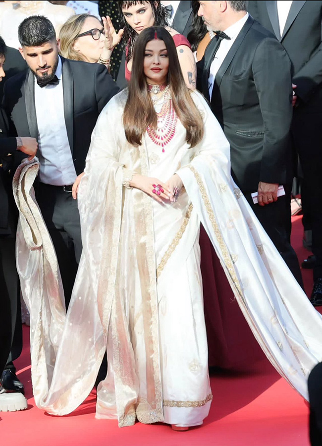 Indian Actress Aishwarya Rai Bachchan At Cannes Film Festival Photos10