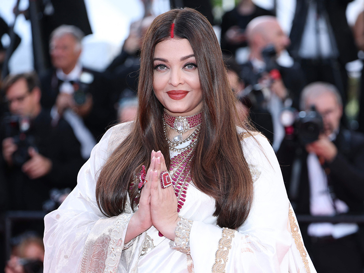 Indian Actress Aishwarya Rai Bachchan At Cannes Film Festival Photos7