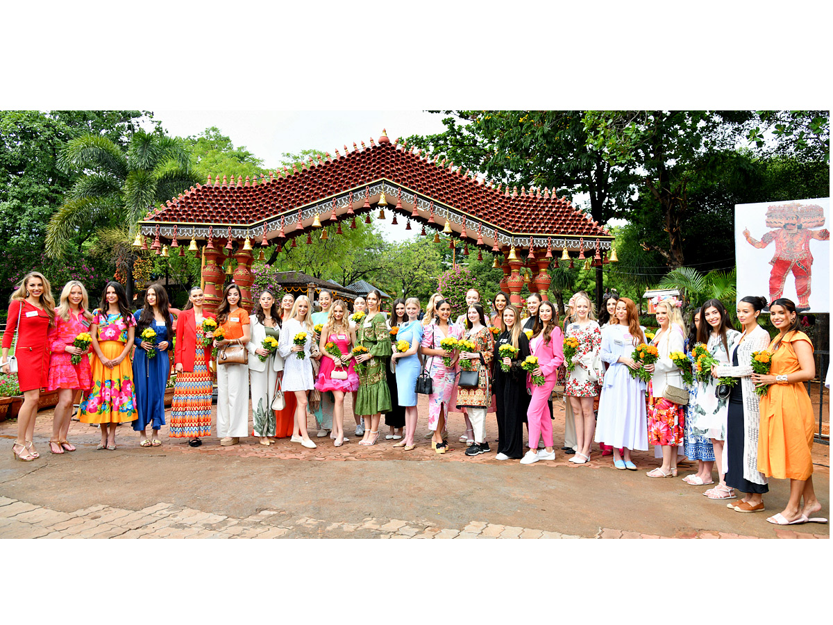 Miss World Contestants Visit Shilparamam At Hyderabad Photos13