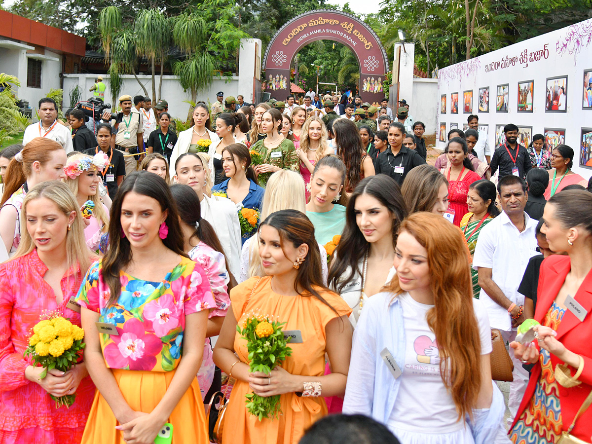 Miss World Contestants Visit Shilparamam At Hyderabad Photos20