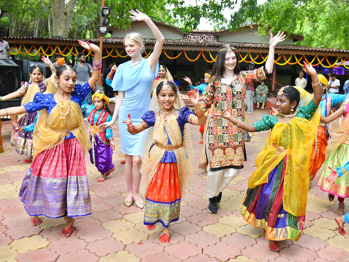 Miss World Contestants Visit Shilparamam At Hyderabad Photos27