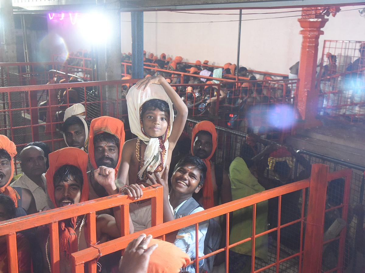 Sri Anjaneya Swamy Temple Kondagattu Photos15