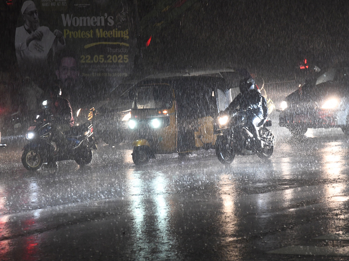 Weather Report : Heavy Rain In Hyderabad Photos19