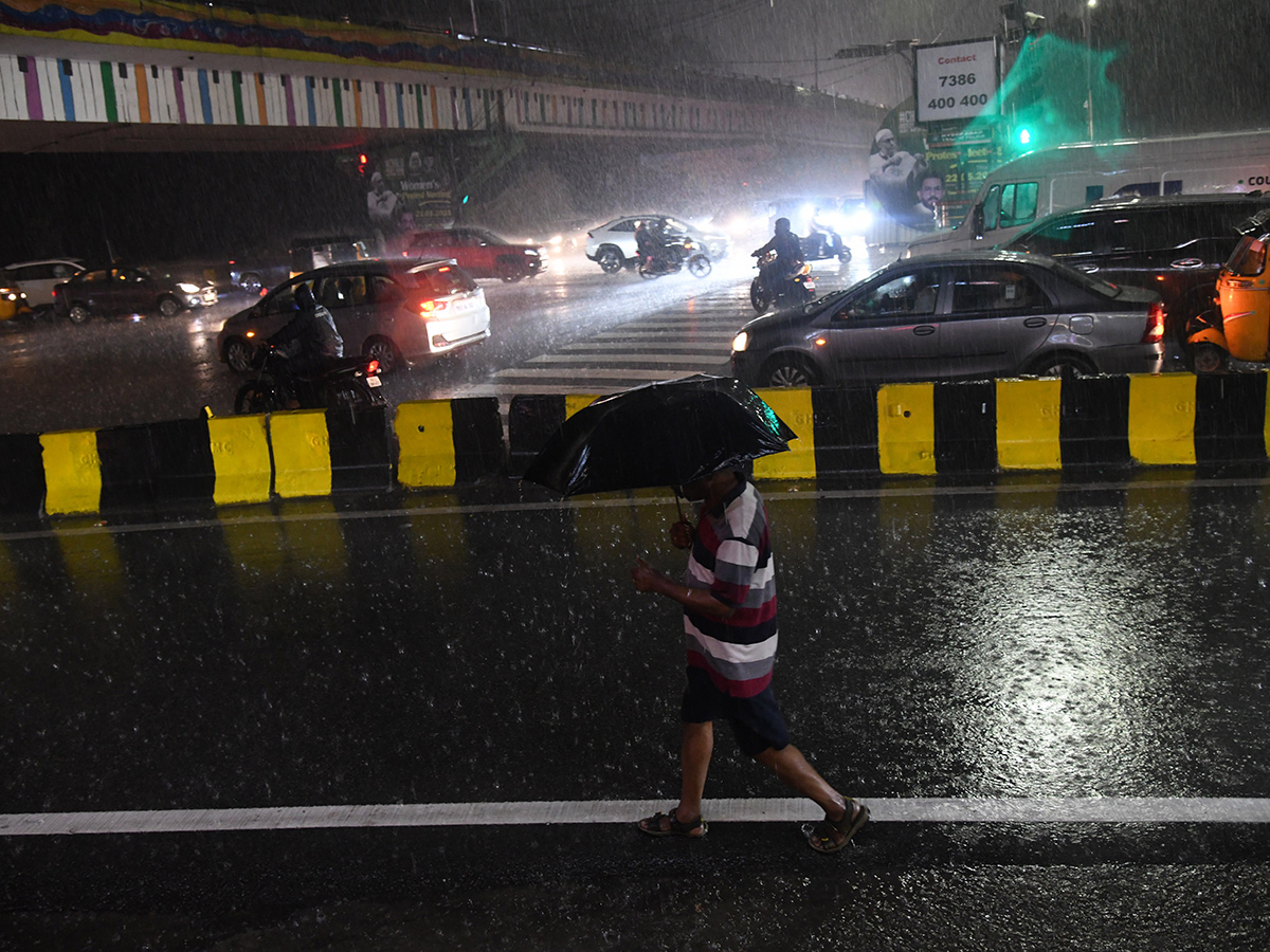 Weather Report : Heavy Rain In Hyderabad Photos6